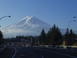 生活クラブ山梨交流会　忍野八海にて